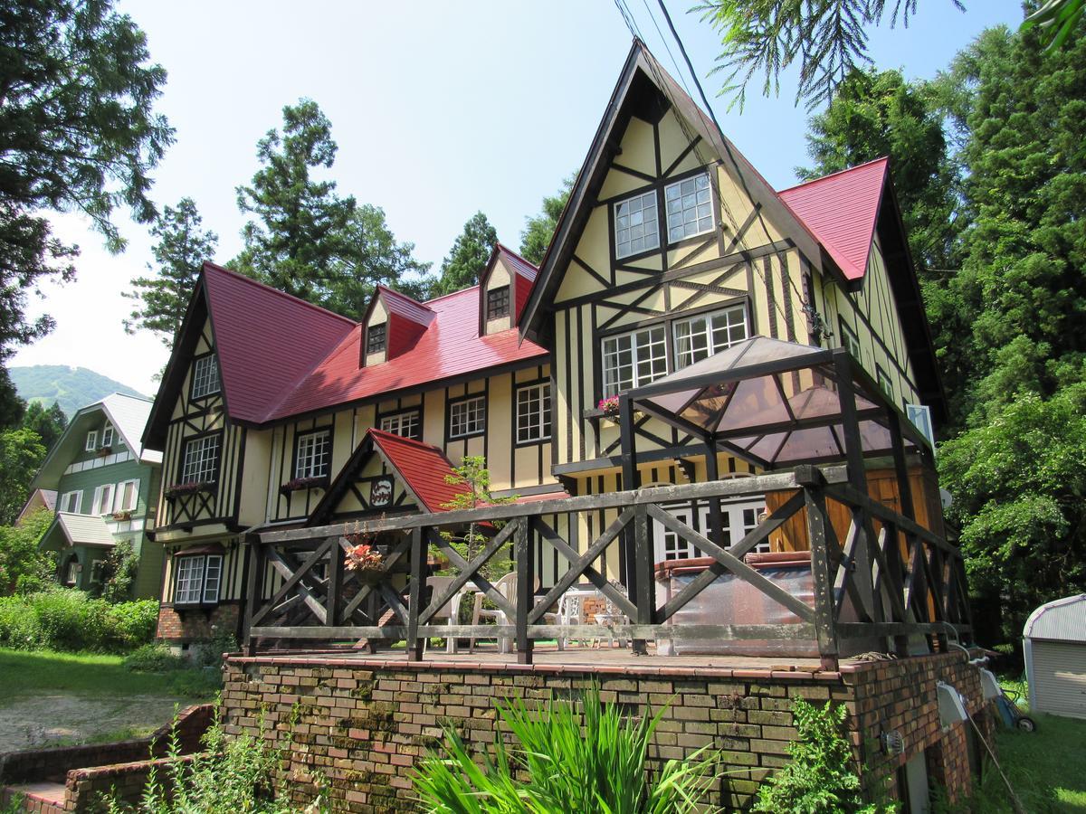 ペンション ちゃうちゃう Bed & Breakfast Hakuba Bagian luar foto