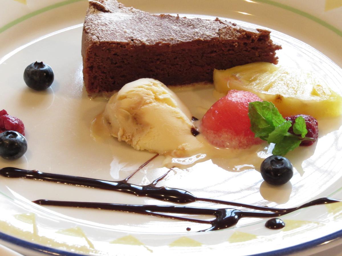 ペンション ちゃうちゃう Bed & Breakfast Hakuba Bagian luar foto